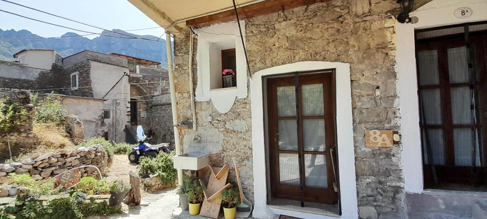 B&B 8A Castelbianco Colletta Экстерьер фото